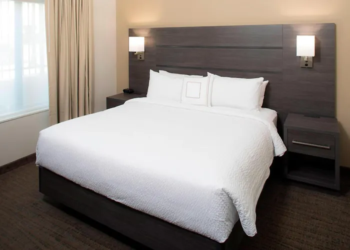 By Marriott Downtown Hotel Tulsa