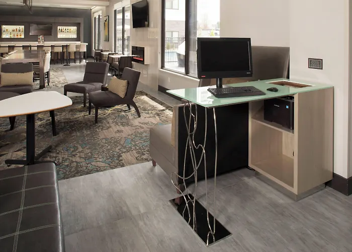 By Marriott Downtown 3*