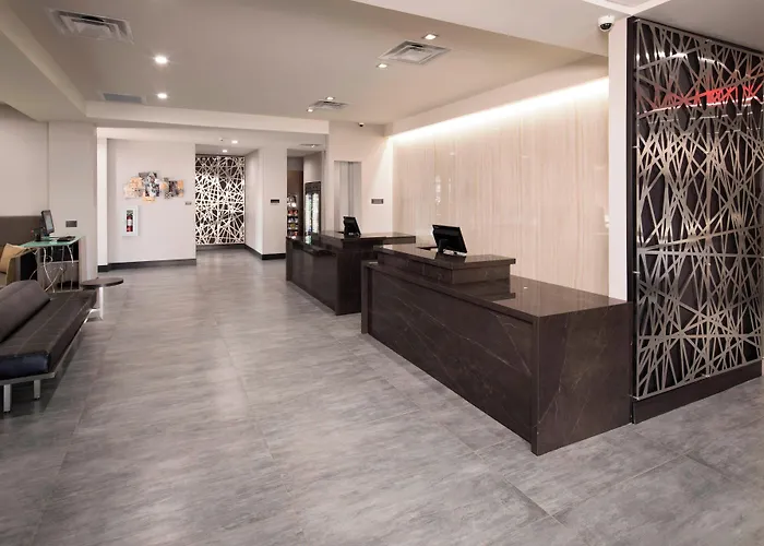 By Marriott Downtown Hotel
